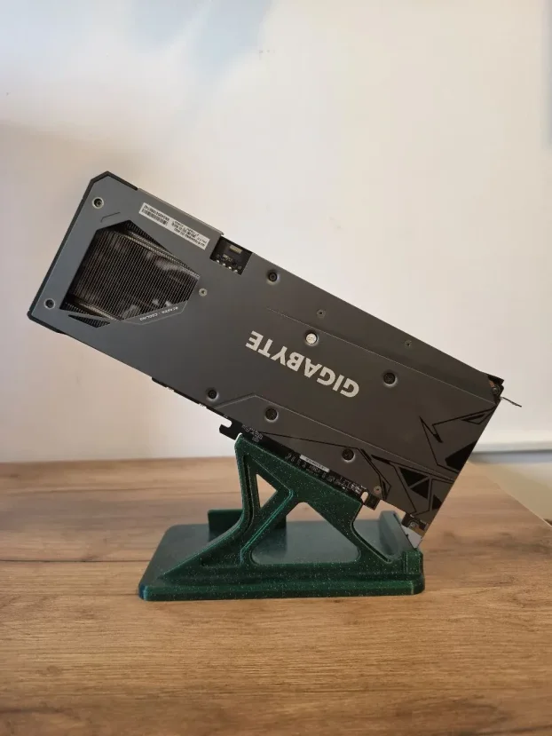 Amd RX 7600 8gb Gigabyte OC - slika 4