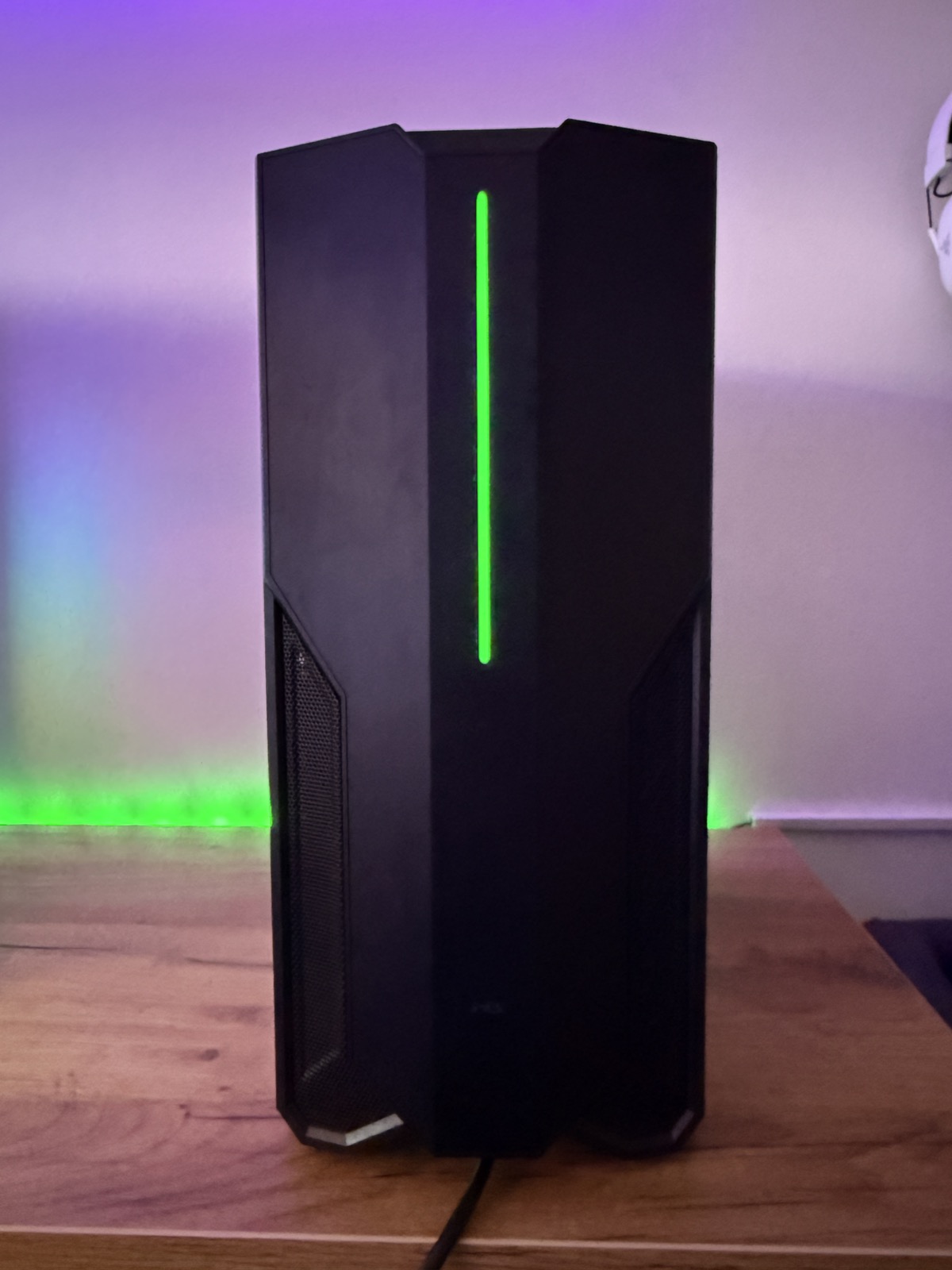 GAMING PC Intel 9400F/GTX 1070 TI 8GB/16GB DDR4/480GB nvme SSD - slika 4