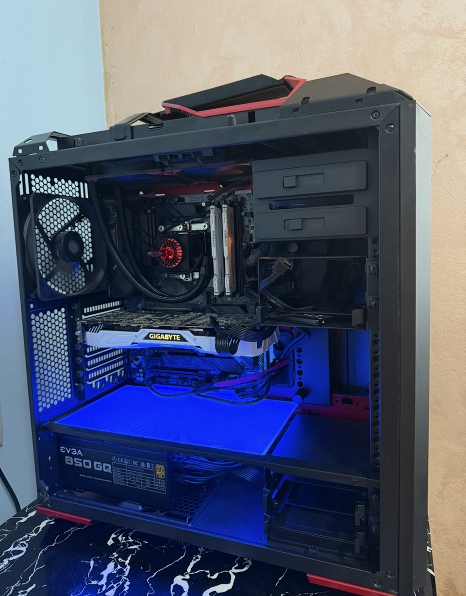 GAMING PC I7 9700K 32GB RAM GTX 1080ti - slika 2