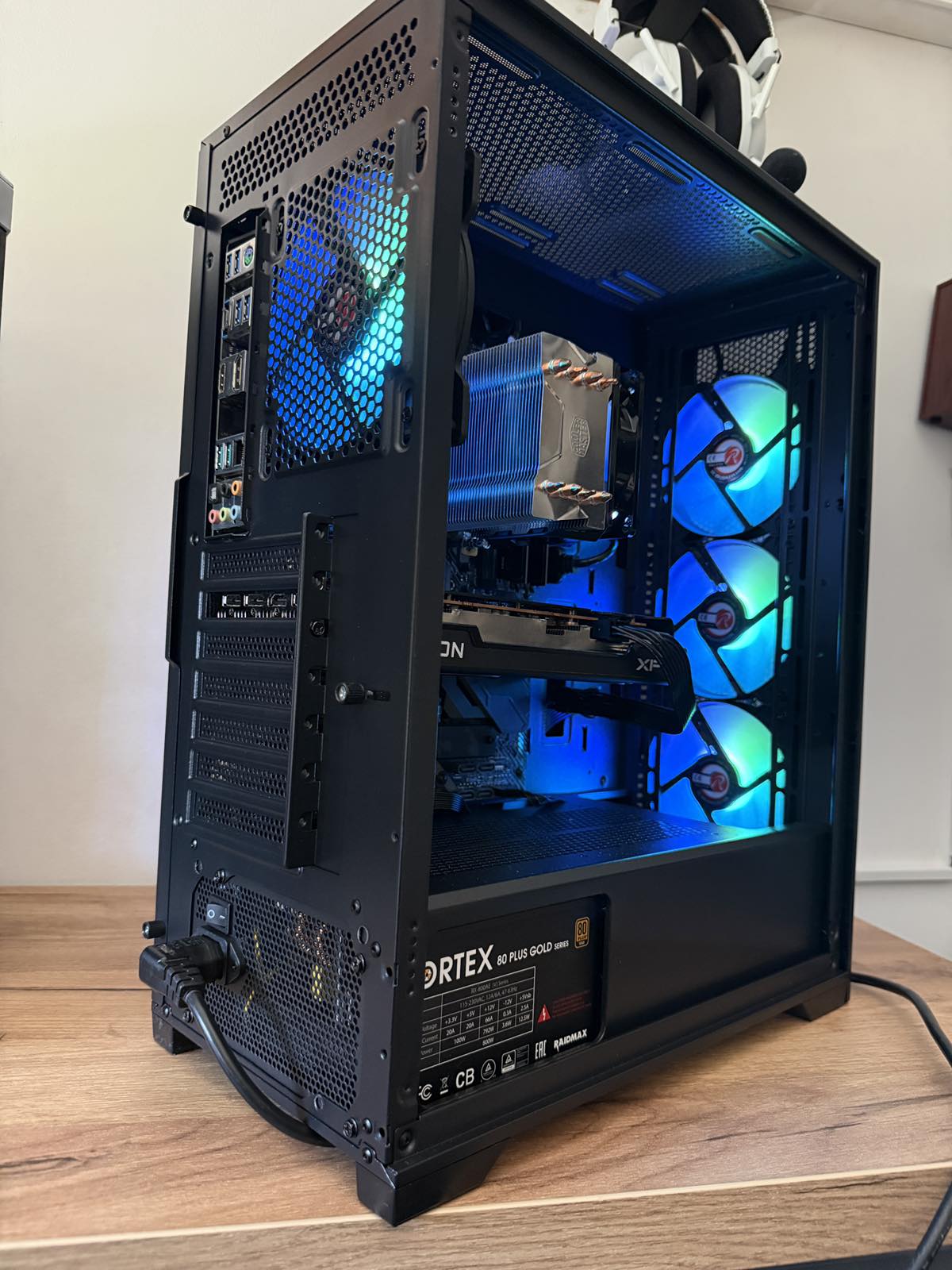 GAMING PC Ryzen 5 5500/RX 6600 XT 8GB/ 16GB DDR4/1TB Nvme - slika 5