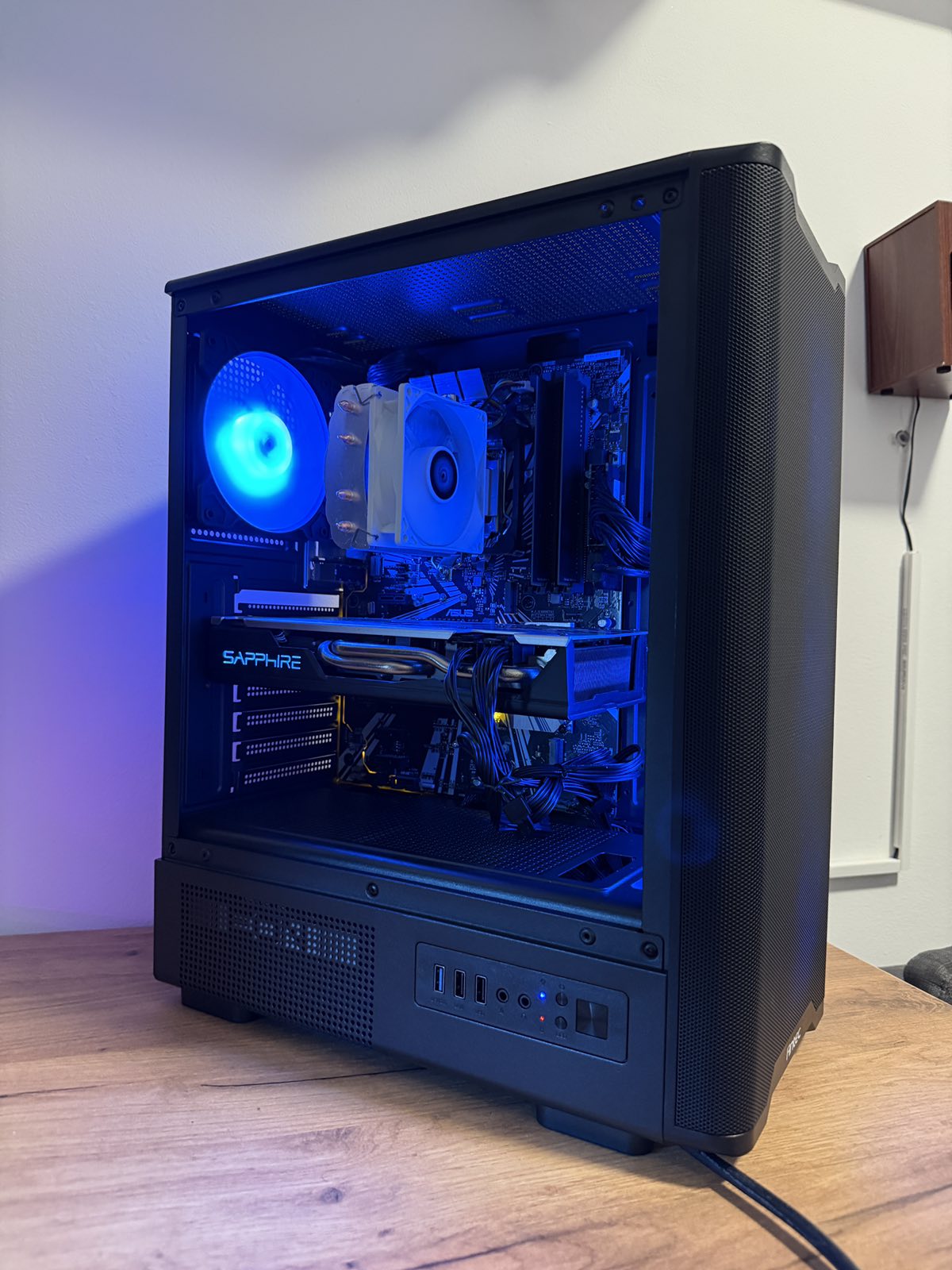 Budzet GAMING PC Intel 8400/RX 580 8GB/ 16GB DDR4/512GB SSD - slika 5