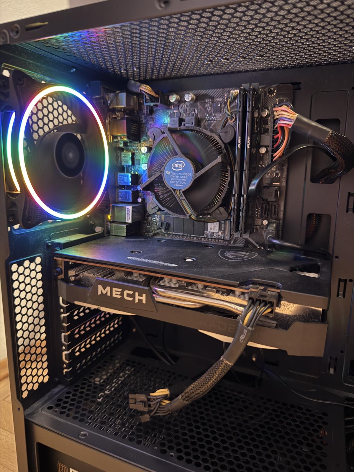 GAMING PC Intel i3 10100F/RX 6600 XT 8GB/ 16GB DDR4/512GB M.2 + 256gb - slika 6