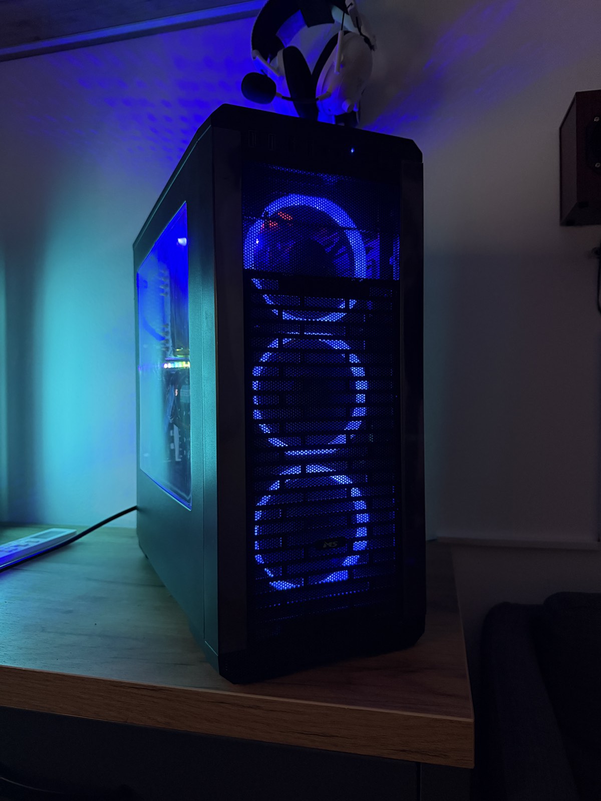 Gaming racunar Ryzen 5 4500 / RTX 3060 12GB / 16GB DDR4 / 1TB HDD + SSD - slika 2