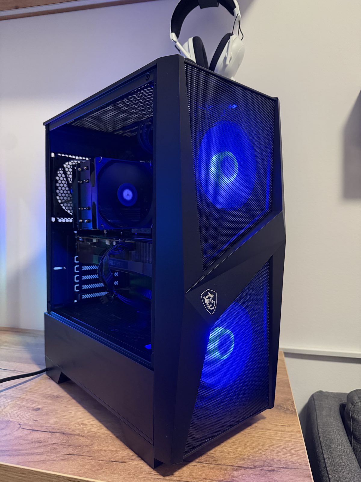 GAMING PC Intel 12400f/RTX 3080 10GB/ 16GB DDR4/1TB Nvme M.2 - slika 1