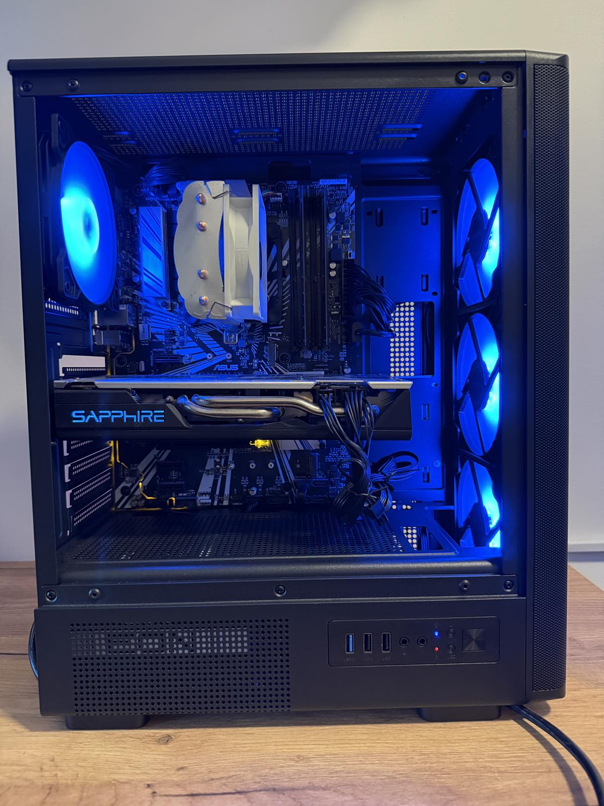 Budzet GAMING PC Intel 8400/RX 580 8GB/ 16GB DDR4/512GB SSD - slika 3