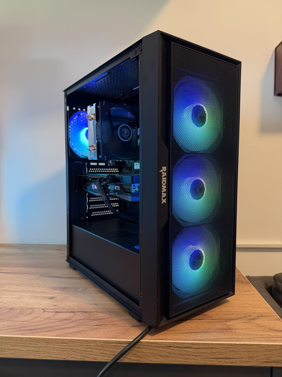 Gaming racunar Ryzen 7 7800X3D / RTX 3060 Ti 8GB / 16GB DDR5 / 512GB NVMe - slika 1
