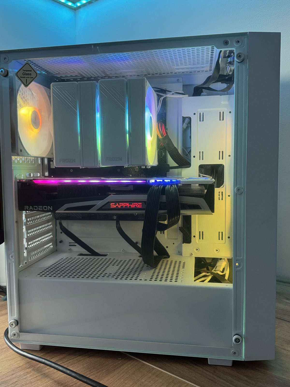 GAMING PC Ryzen 5 7600/RX 6800 XT 16GB/ 32GB DDR5/1TB SSD