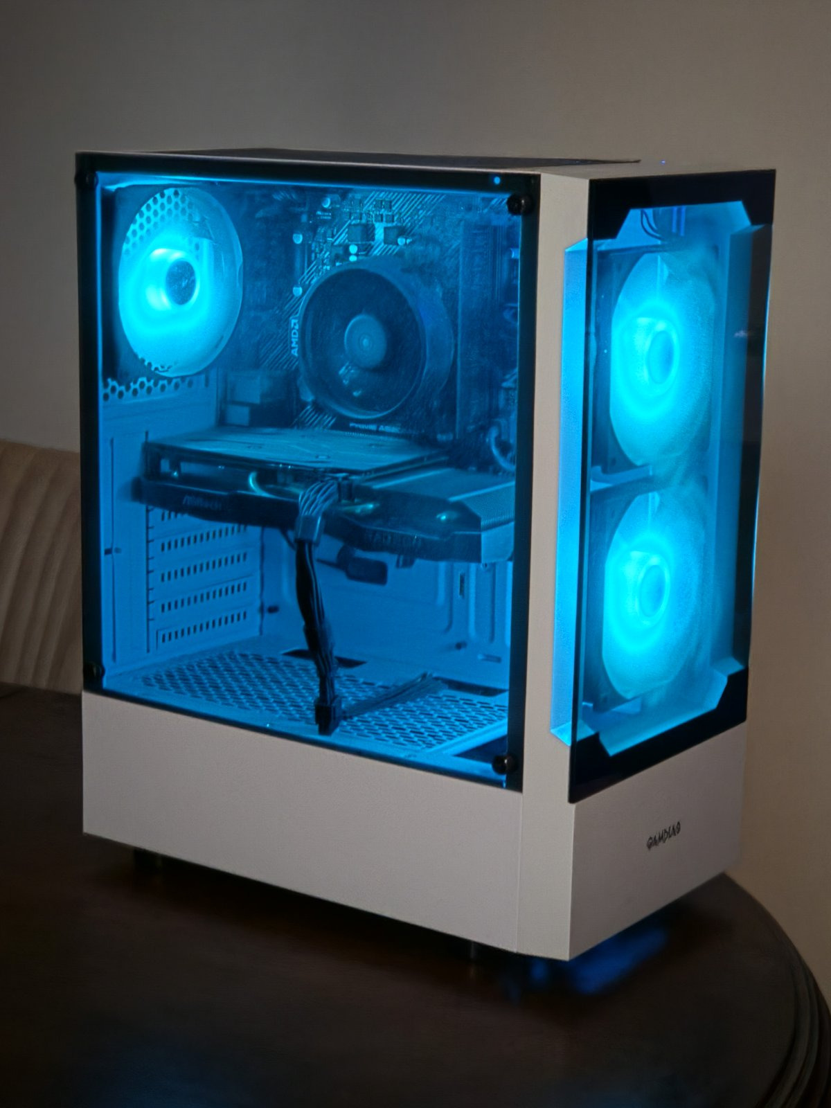 Gaming PC Ryzen 5 5600 / RX 6600 8GB / 16GB DDR4 / SSD 1TB - slika 1