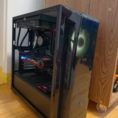 Gaming PC i5-11400F / RX 6600 8GB / 16GB DDR4 / Samsung 980 1TB NVMe / Z590 AOURS ULTRA WIFI