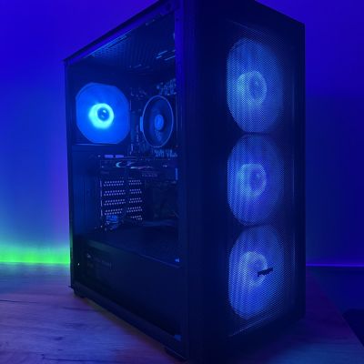 GAMING PC AMD Ryzen 3600/RX 6600 8GB/ 16GB DDR4/1tb nvme SSD - Polovni Računar