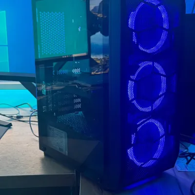 GAMING PC Ryzen 3600/ RTX 2060 SUPER 8GB/ 32GB DDR4/512 SSD - Polovni računar