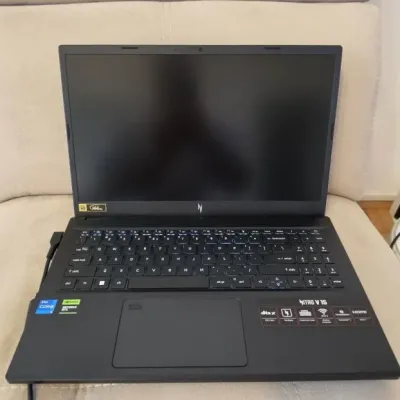 Acer Nitro V 15 i5-13420H / RTX 4050 6GB / 16GB DDR5 / 144Hz - Polovni laptop