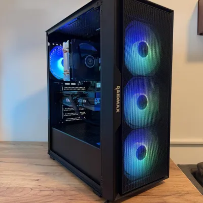 Gaming racunar Ryzen 7 7800X3D / RTX 3060 Ti 8GB / 16GB DDR5 / 512GB NVMe - Polovni računar